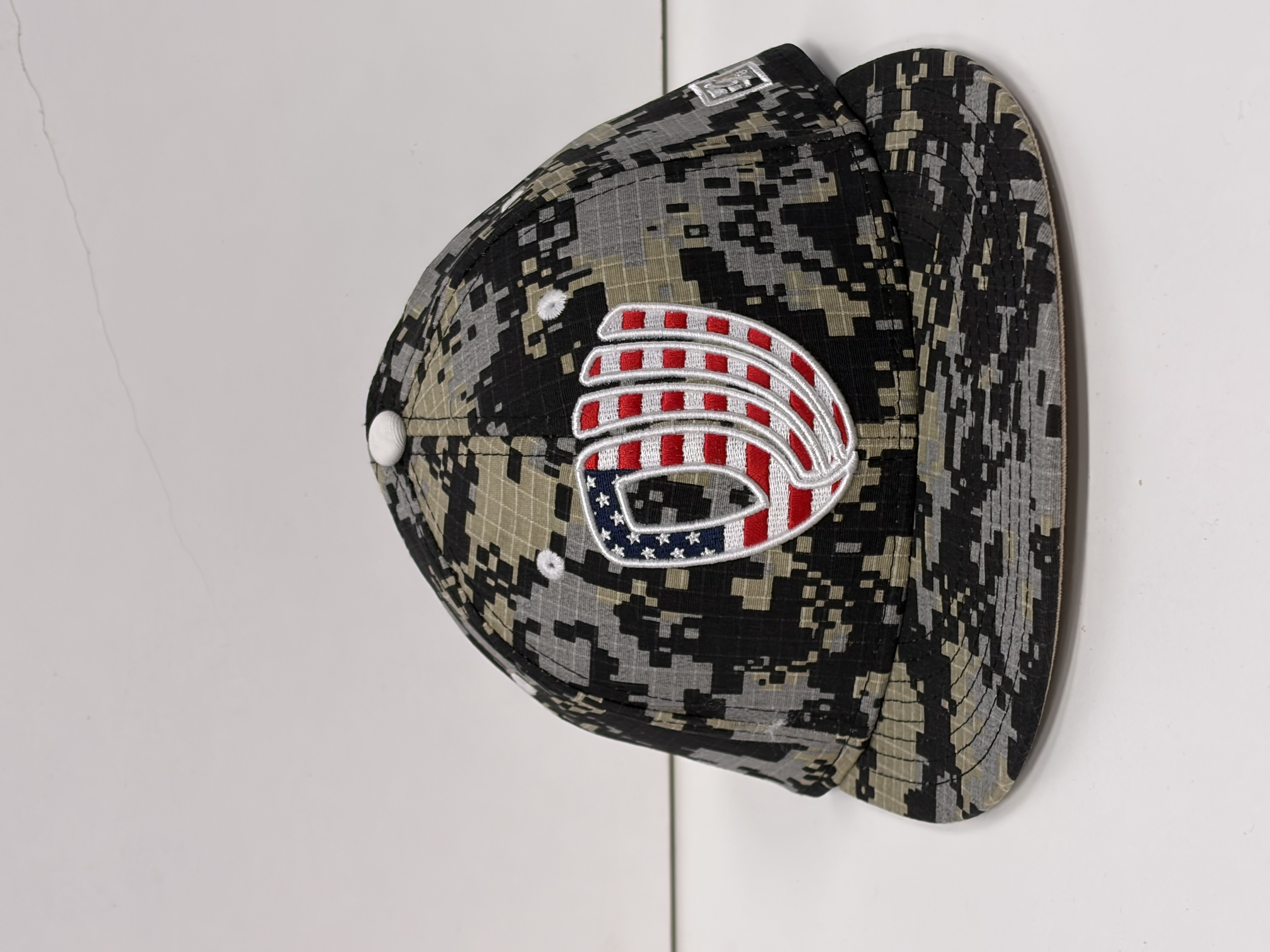 IMG - Camo Hat / USA PW Logo / Flat Bill / Fitted